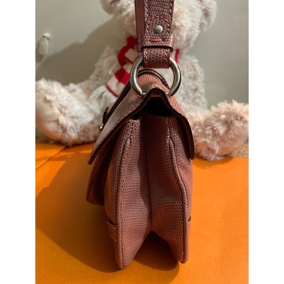 Burberry Flap Pink Shoulder Bag - Picture 2 of 16